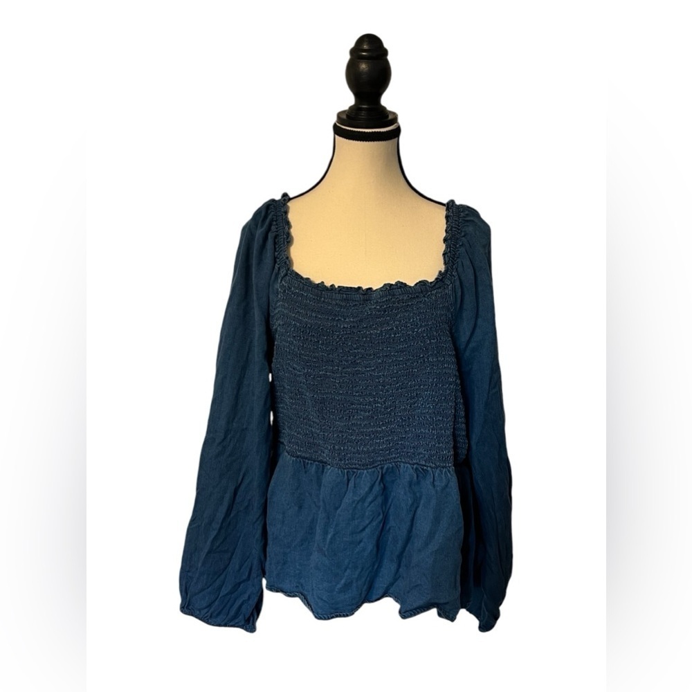 Women’s peplum denim blue blouse size XL